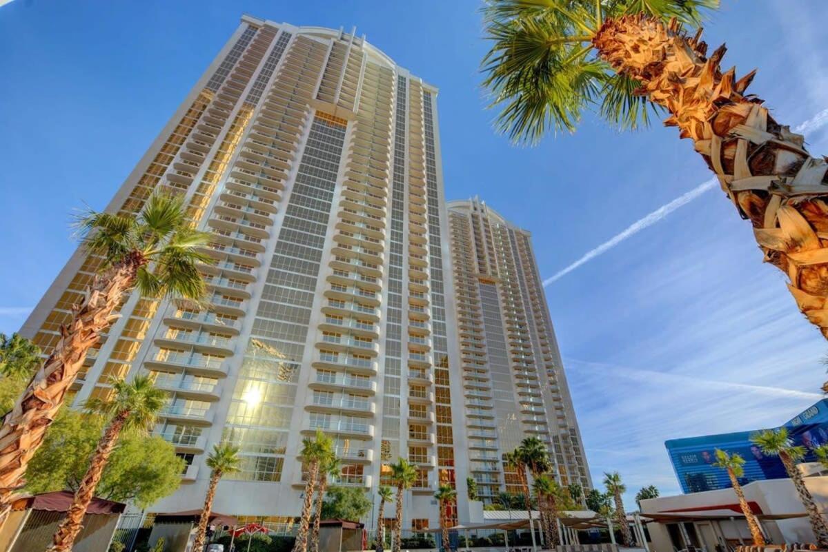 Mgm Signature-25-609 Strip View Jacuzzi Studio Las Vegas Buitenkant foto