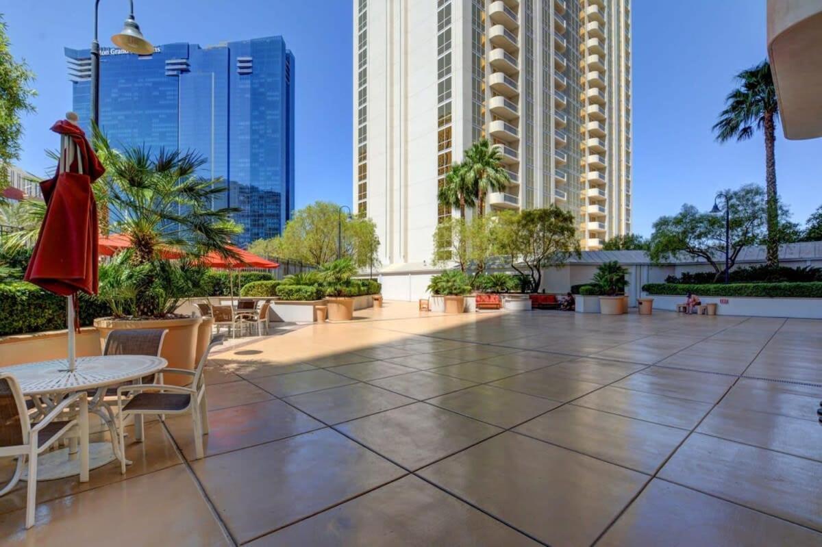 Mgm Signature-25-609 Strip View Jacuzzi Studio Las Vegas Buitenkant foto